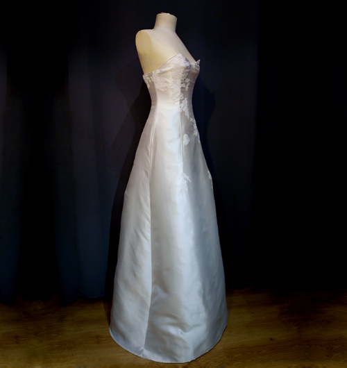 Robe de mariée avec corset invisible